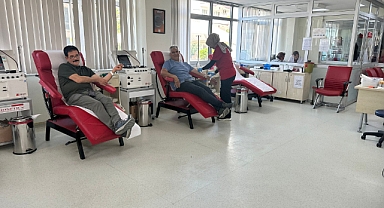 KAN BAĞIŞ MERKEZLERİNDEN AKŞAM MESAİSİ