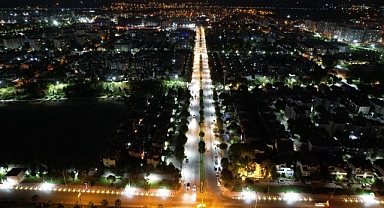 TARZAN BULVARI, GECELERİ IŞIL IŞIL