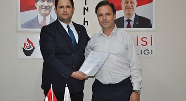 Zafer Partisi İlçe Başkanı Av. Mehmet Demirlek'in resmi ataması gerçekleşti 