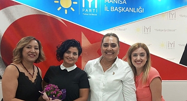 İYİ PARTİ KADINLAR POLİTİKALARI YEREL SEÇİM STARTINI VERDİ