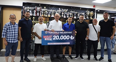 Turgutlu Belediyesi Amatör Futbol Takımlarına Desteğine Bu Yıl da Devam Etti