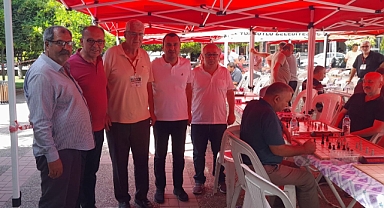  Turgutlu Dama Şampiyonası’na İkinci Gününde Yoğun İlgi Görüyor 