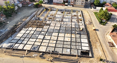 Başkan Akın “Cuma Pazarı’nın inşaatı yüzde 60’lı seviyelerde”