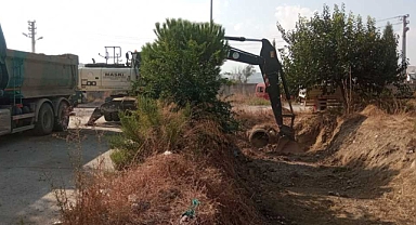 Selvilitepe Mahallesinde Dere Temizliği Yapıldı