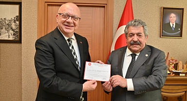 Ergün, Manisa Büyükşehir Belediye Başkan Adaylığı Başvurusunu Yaptı 