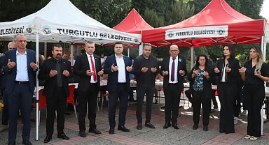 Turgutlu Belediyesi Büyük Önder Atatürk’ü Andı