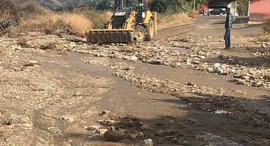 Turgutlu Belediyesinden Kuvvetli Yağış Sonrası Yoğun Mesai