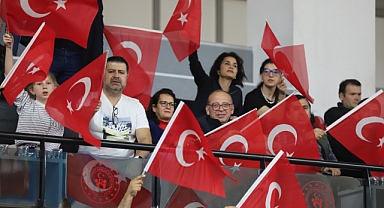 Turgutlu Belediyespor’un Perileri 2023’ü Galibiyetle Bitirdi
