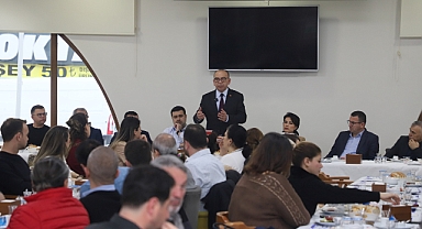 Başkan Çetin Akın Memurlarla Kahvaltıda Buluştu