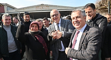 CUMHUR İTTİFAKININ ADAYLARINA AHMETLİ’DE COŞKULU KARŞILAMA