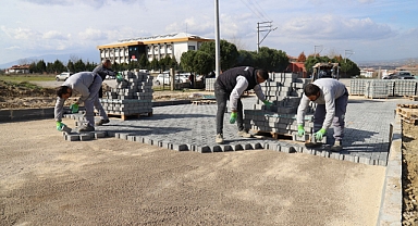 Turgutlu Belediyesi Çalışmalarıyla Kentin Her Yerinde