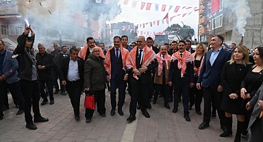 BAŞKAN ERGÜN AKINCILAR ŞEHRİ DEMİRCİ’DE BÜYÜK İLGİYLE KARŞILANDI