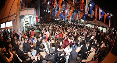 Genç Başkan Adayından Selvilitepe'de gövde gösterisi