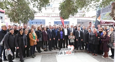 İYİ Partili Başkan Adayı Özcan'dan gövde gösterisi