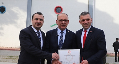 İkinci Kez Seçilen Başkan Çetin Akın Mazbatasını Aldı