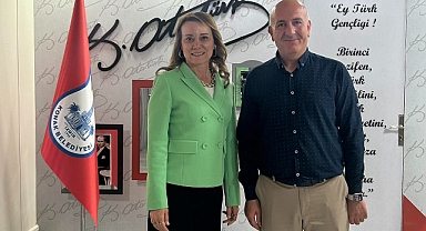 Turgutlulu İş İnsanı Muhsin Zengin Başkan Nilüfer Çınarlı Mutlu‘yu'ı ziyaret etti