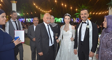 Coşkun ve Bektaş Aileleri'nin mutlu günü