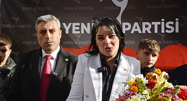Ayşegül Yalçın Bulut, Yenilik Partisi Manisa İl Başkanı Oldu