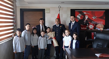 Özel Turgutlu İsabet Okullarından Turgutlu İlçe Emniyet Müdürlüğüne Anlamlı Ziyaret