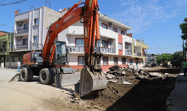 Turgutlu Belediyesinden Atatürk Mahallesinde Kapsamlı Yol Çalışması