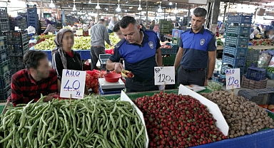 Turgutlu Zabıtasından Pazar Yeri Denetimi