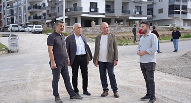 Başkan Akın: “35 bin m²’lik asfalt sathi kaplama çalışmalarımız Ergenekon Mahallemize hayırlı olsun”
