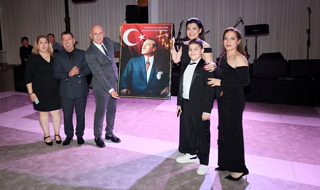 Tam Nokta Gayrimenkul’den Anlamlı Cumhuriyet Hediyesi