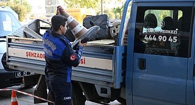 Manisa’da Kaldırımlar Vatandaşa Geri Veriliyor