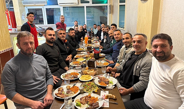 Turgutlu Masterler'den Kritik Galibiyet Sonrası Moral Yemeği